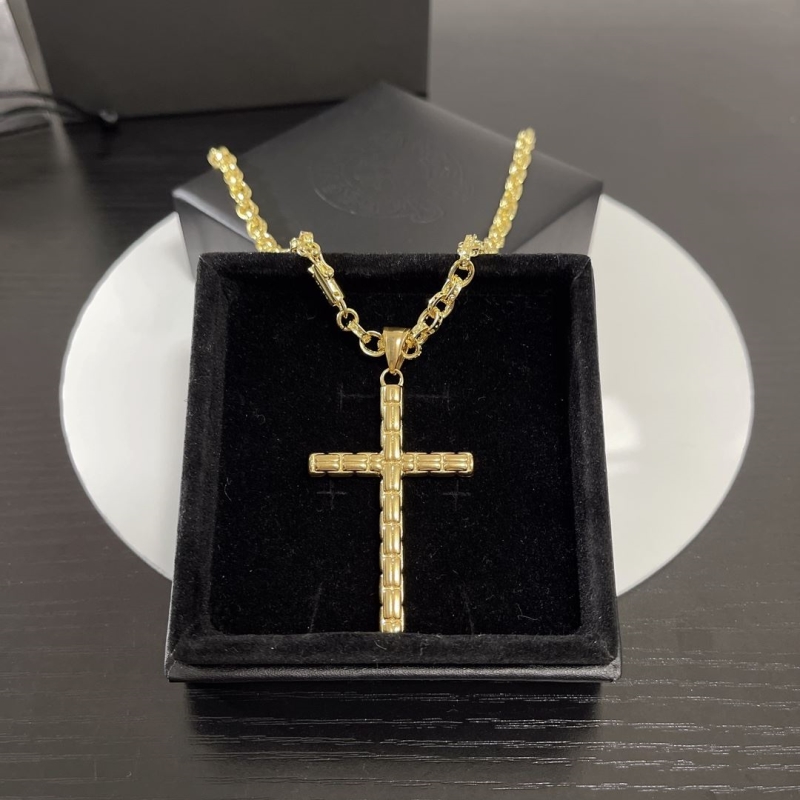 Ch**me He**ts necklaces